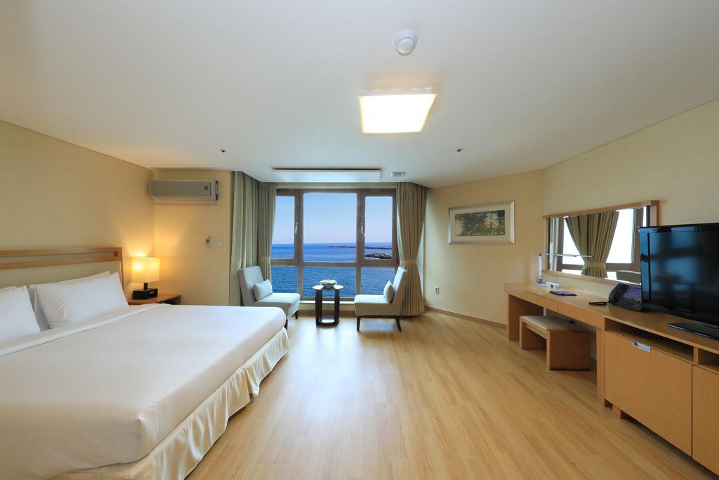 Ocean Suites Jeju Hotel Pokój zdjęcie